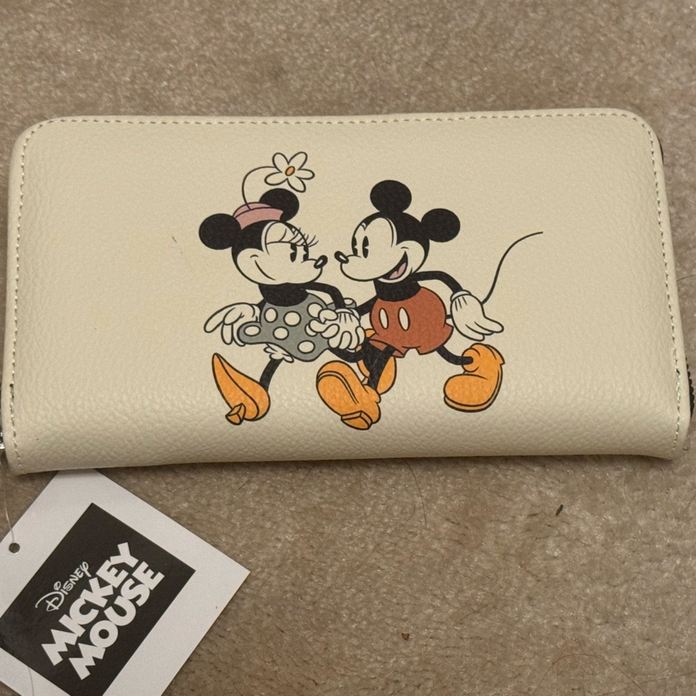 Mickey Mouse wallet with Wristlet